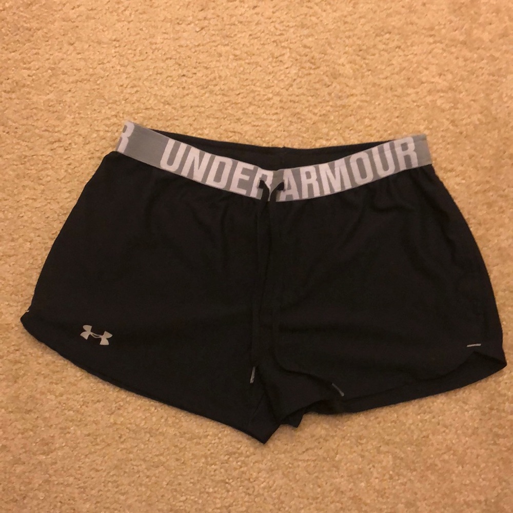 Women’s Under Armour black shorts